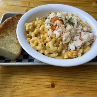 Lobster Mac N Cheese