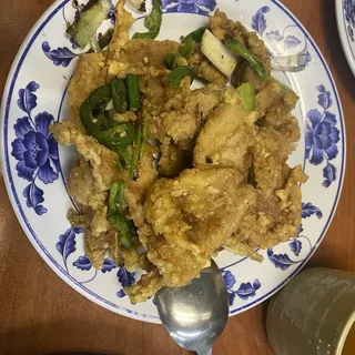 25. Salt & Pepper Pork Chop Rice()