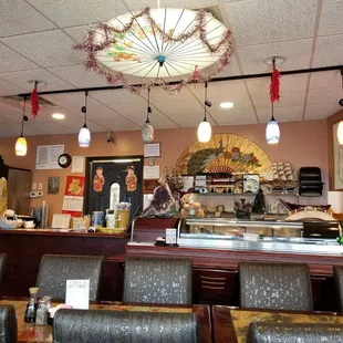 Nice, small sushi bar