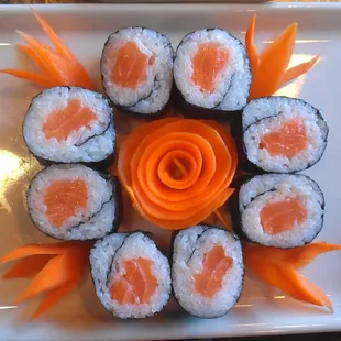 Salmon roll