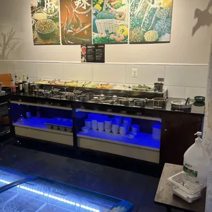 Desserts and condiments