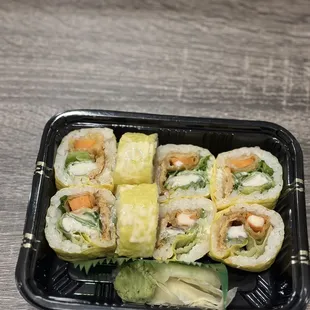 Mixed Greens Roll