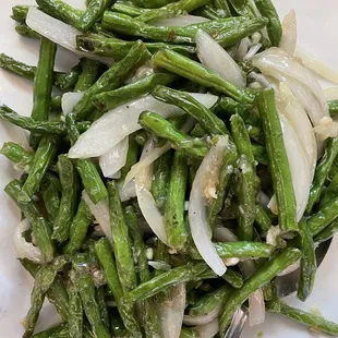 Green beans and garlic sauce