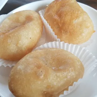 117. Deep Fried Minced Pork & Shrimp Dumpling