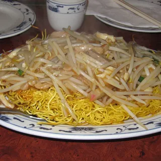 3 Delight Chow Mein