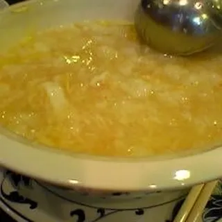 Crabmeat with Fish Maw Soup