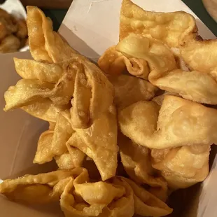 Best crab puffs in town!!