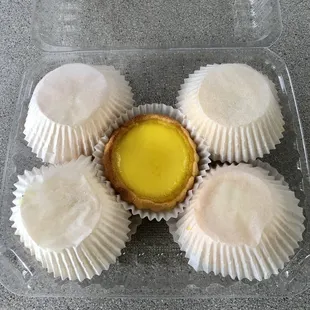 9 egg tarts per container ($2.33/3 or $0.90/each)