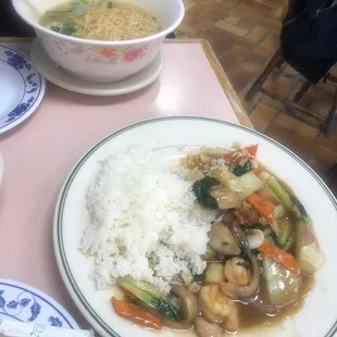 House Special Pan Fried Noodles