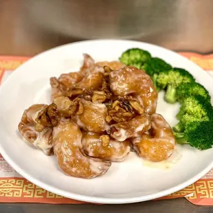 Honey walnut shrimp