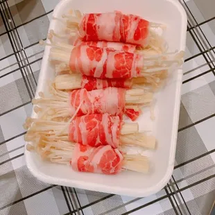 Beef wrapped shinoki mushrooms