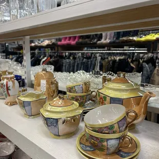 Beautiful vintage lusterware made in Japan!