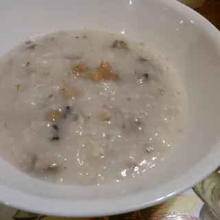 Preserved Fish & Peanut Porridge