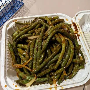 Garlic green beans