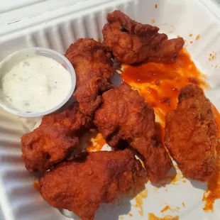 their FIRE chicken wings served with that GOOD ranch, and not the watery, bland kind 3