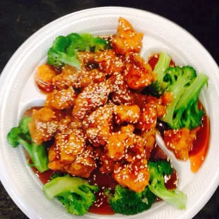 Sesame Chicken - tried from other Chinese places in Clayton and this one is the winner by a long shot.