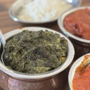 Palak Paneer - creamy, well-balanced deliciousness! Homemade cottage cheese cubes in creamy spinach :)