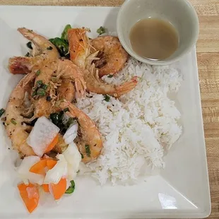 Salt and pepper shrimp plate