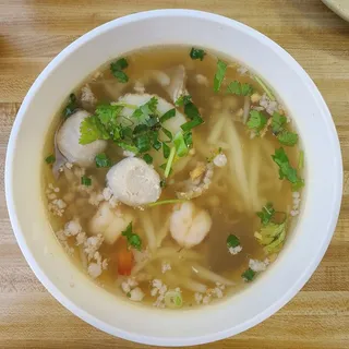 13. Com Short Noodle Soup