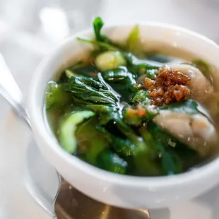 Wonton Soup (comes w/ BBQ Ribs Combo)