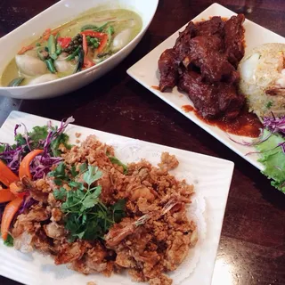 Stuffed Calamari Green Curry