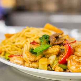 New Panda Estacada Menu - Happy Family (Lunch Special)