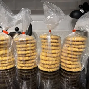 Almond Cookies for days ...