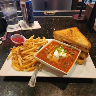 Grilled Cheese and Chili