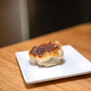 complementary pot sticker