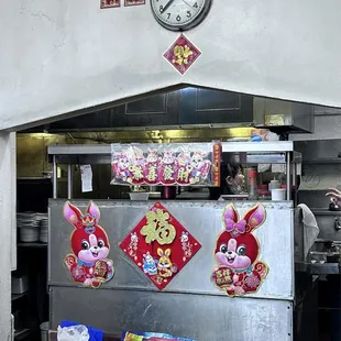 Separate the kitchen and the sitting area