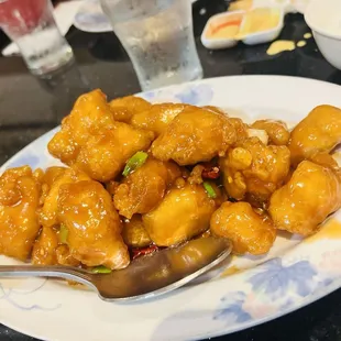food, chicken wings and fried chicken