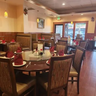 sushi and sashimi, interior