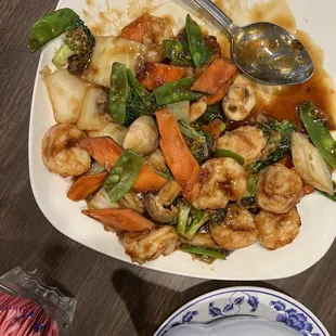 Shrimp with vegetables