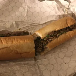 Steak Bomb (pickles, no onions)