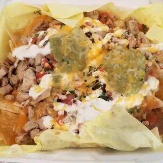 Grilled Chicken Nachos