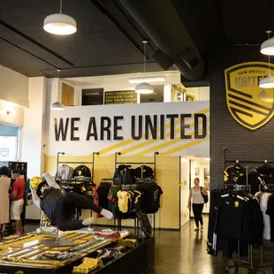 October 2022 Yelp Elite Event   photo by Adam Rios Photography