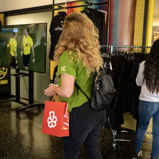 October 2022 Yelp Elite Event   photo by Adam Rios Photography