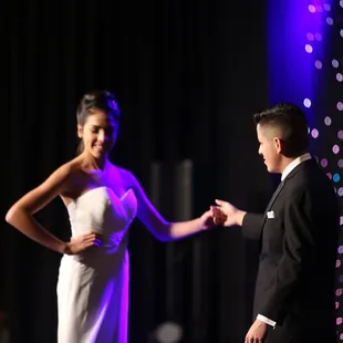 fashion shows to find the perfect wedding attire Photo by Natural Touch Wedding Photography