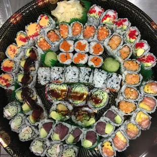 11 rolls Party tray