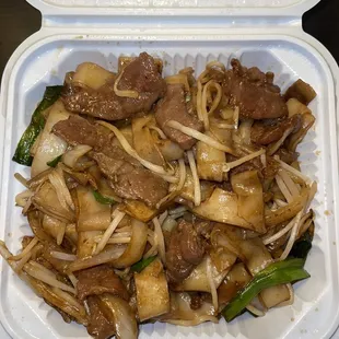 159. Beef Chow Fun