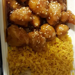 food, chicken wings and fried chicken