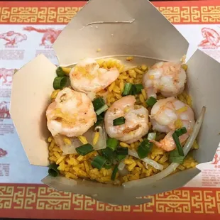 Small shrimp fried rice .