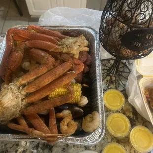 Large Seafood Boil with Snow Crab Legs, Shrimp, Black Mussels, Corn and Sausage