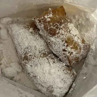 Big beignets