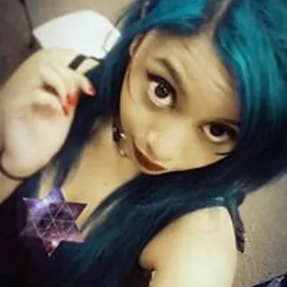 Adrianti T.