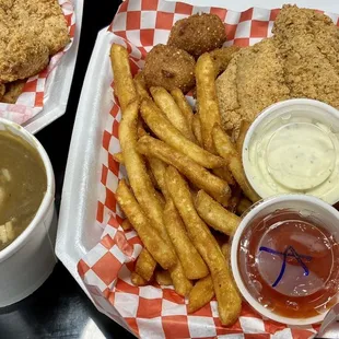 Fried Basket &amp; Gumbo