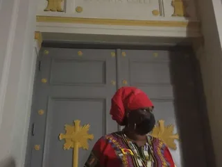 The Voodoo Bone Lady Tours