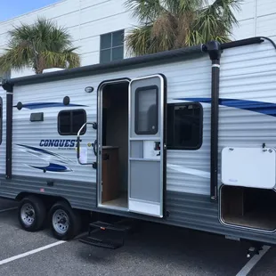 This Gulf Stream Conquest trailer is a great bang for your buck.
