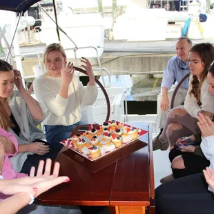 cupcakes &amp; sailing - best bday