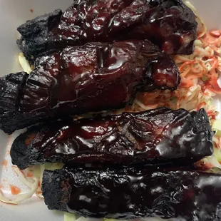 Charcoal barbecue pork ribs.